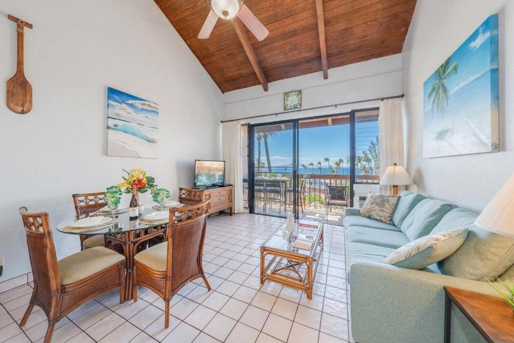 Maui Vista 1417 · MV 1417 Updated 2BD w Pool AC BBQ Near Beach